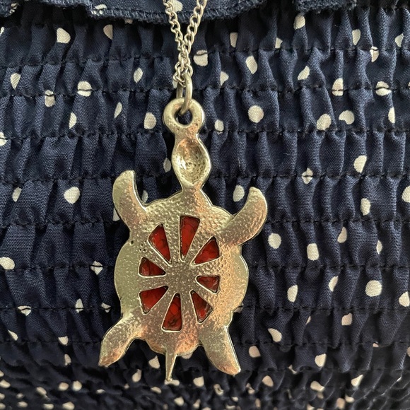 Silver Cornelian Sea Turtle Pendant Necklace with Chain | Carnelian Variant - Picture 7 of 8